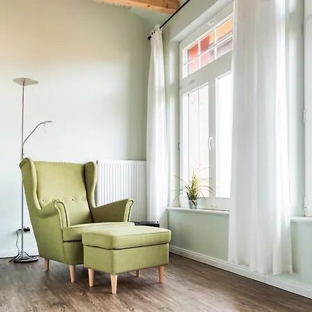 Gut-royum-strohlager *